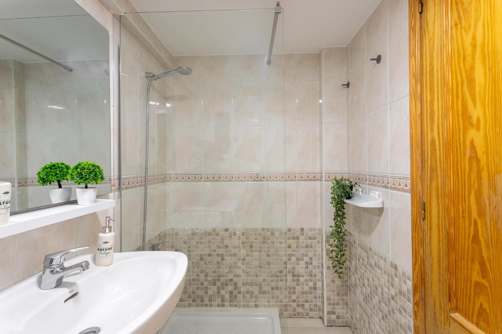 Apartamento Frente Al Mar เบนิดอร์ม ภายนอก รูปภาพ